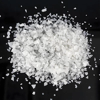 Quelles sont les réglementations environnementales concernant l'utilisation du sulfate d'aluminium ?